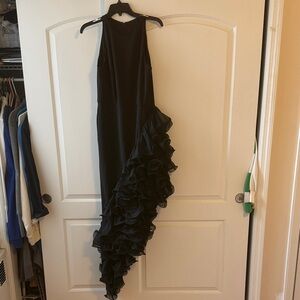 Aqua Elegant Black Asymmetrical Dress